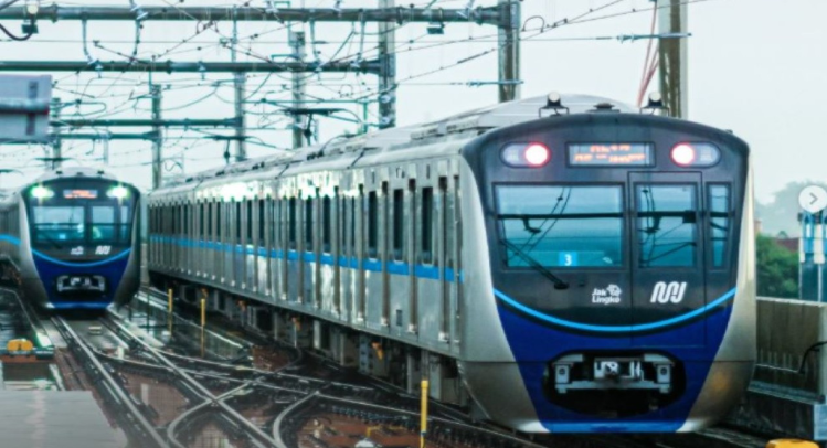 Tarif MRT - Transjakarta Rp1 hari ini