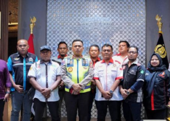 Kakorlantas Polri menerima audiensi asosiasi pengemudi untuk membahas penertiban overdimension dan overload menuju target zero ODOL 2027