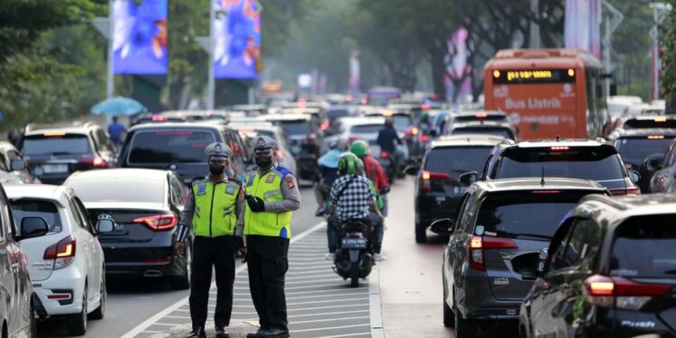 Drone ETLE Awasi Pengendara Bandel di Cibubur